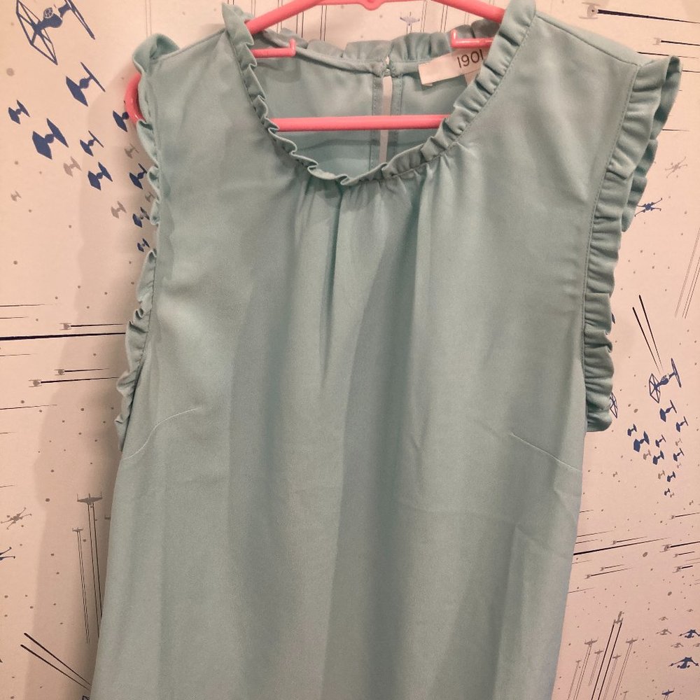 1901 Sleeveless Ruffle Blue Top (XXSP)
